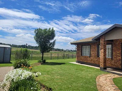 2 Bedroom Townhouse For Sale in Rynfield, Benoni - img