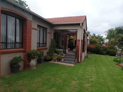 3 Bedroom Townhouse To Rent in Pretoria - img