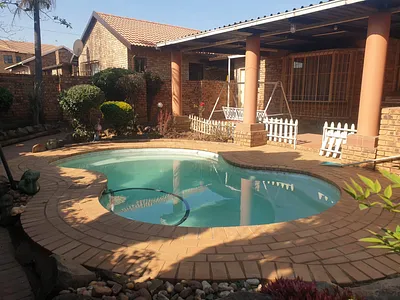 3 Bedroom House To Rent in Centurion - img