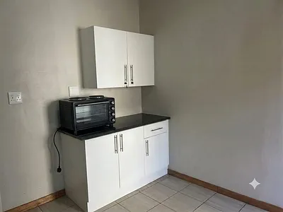 2 Bedroom Apartment To Rent in Pretoria - img