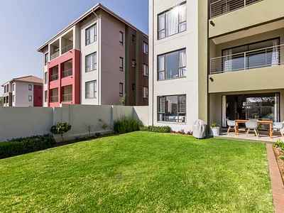 3 Bedroom Apartment To Rent in Sandton - iuiz.webp