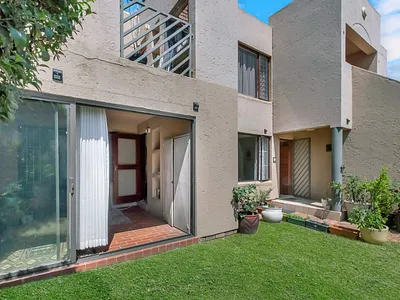 2 Bedroom Apartment To Rent in Sandton - OQXV.webp