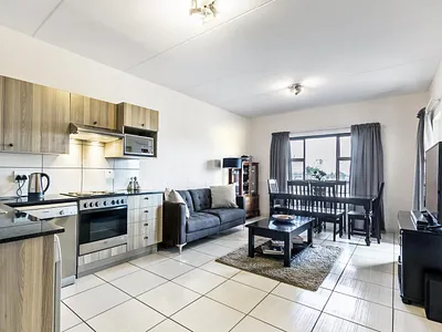 2 Bedroom Apartment For Sale in Sandton - img
