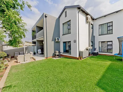 3 Bedroom Apartment For Sale in Sandton - GUBr.webp