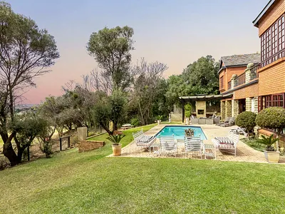 5 Bedroom House For Sale in Sandton - lI1o.webp