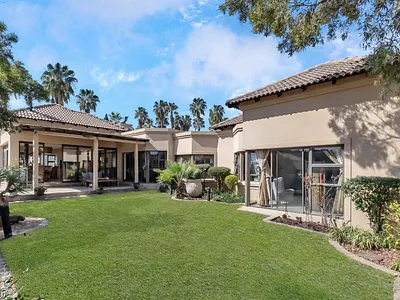 4 Bedroom House For Sale in Sandton - Kz4C.webp