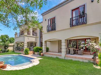 4 Bedroom House For Sale in Sandton - EOag.webp