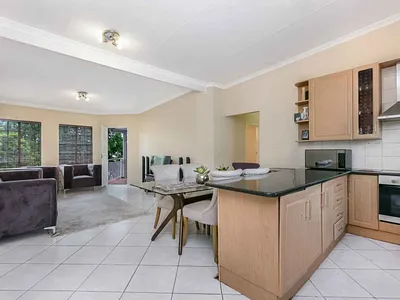 3 Bedroom Apartment For Sale in Sandton - dYB9.webp