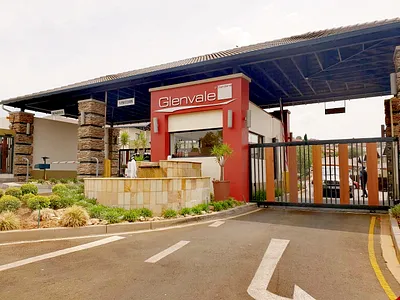 2 Bedroom Townhouse To Rent in Johannesburg - img