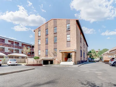 1 Bedroom Apartment For Sale in Randburg - XwMY.webp