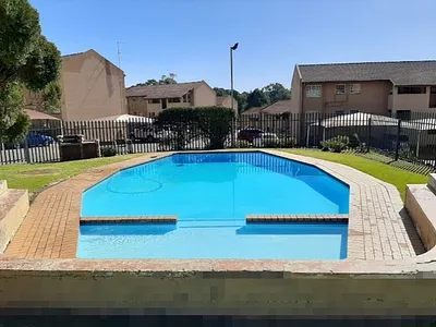 2 Bedroom Apartment To Rent in Johannesburg - img