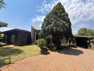 5 Bedroom House For Sale in Delmas - img
