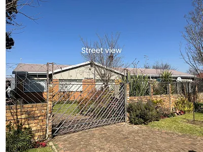 7 Bedroom House For Sale in Delmas - img
