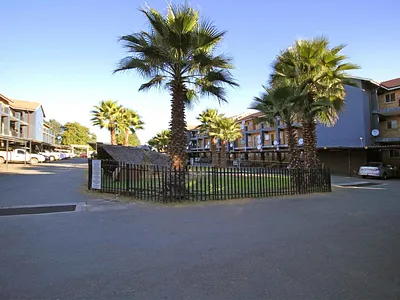 2 Bedroom Apartment For Sale in Randfontein - 3nfS.webp