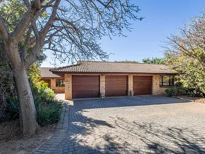 House For Sale in Roodepoort - img