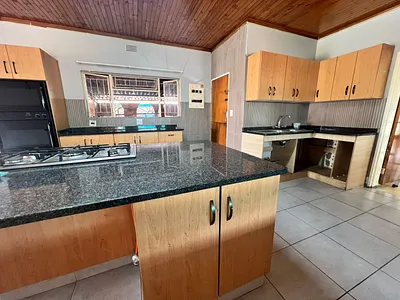 5 Bedroom House To Rent in Mokopane - img