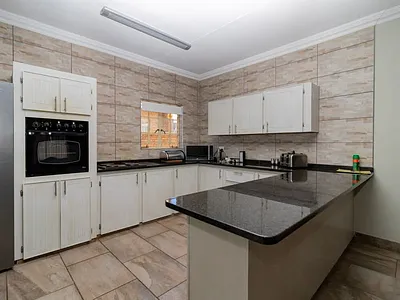 3 Bedroom Townhouse To Rent in Mokopane - YRx4.webp