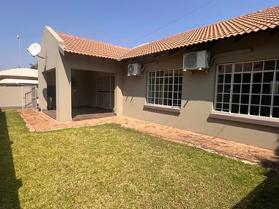 3 Bedroom Townhouse To Rent in Mokopane - VPAn.webp