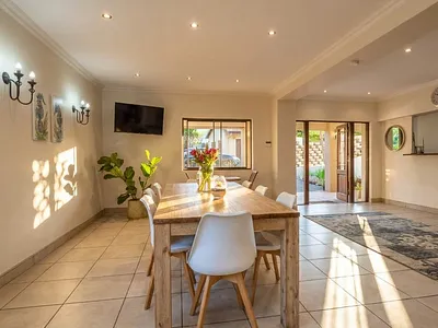 Commercial Property To Rent in Umhlanga - srXb.webp