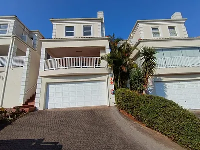 3 Bedroom Townhouse For Sale in Umhlanga - EOSs.webp