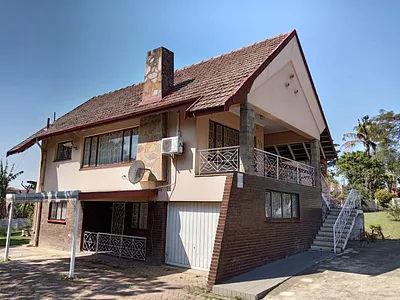 4 Bedroom House For Sale in Verulam - Z2PN.webp