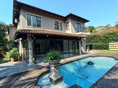 4 Bedroom Townhouse For Sale in Umhlanga - QS5P.webp