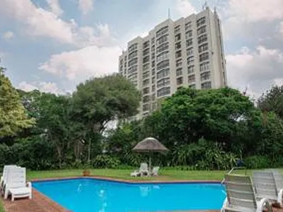 3 Bedroom Apartment For Sale in Umhlanga - 09c4.webp