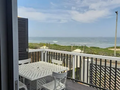 Commercial Property For Sale in Umhlanga - PNqe.webp