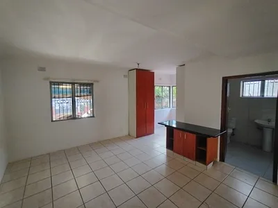 1 Bedroom Apartment To Rent in Verulam - img