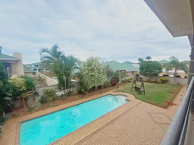 6 Bedroom House To Rent in Umhlanga - Oaux.webp