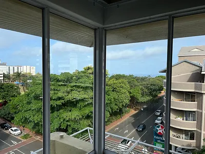 3 Bedroom Apartment To Rent in Umhlanga - hJ0d.webp