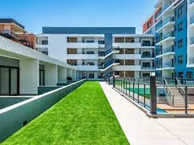 2 Bedroom Apartment For Sale in Umhlanga - owpx.webp