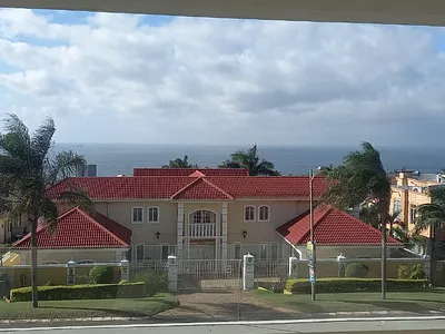 2 Bedroom Apartment For Sale in Umhlanga - 4EbD.webp