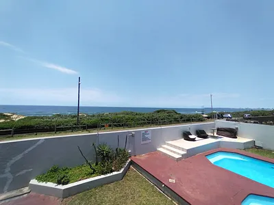 7 Bedroom House To Rent in Durban North - img