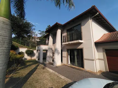 4 Bedroom Townhouse For Sale in Umhlanga - img
