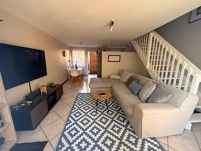 2 Bedroom Townhouse For Sale in Pretoria - img
