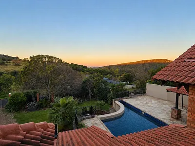 5 Bedroom House For Sale in Zwavelpoort AH, Pretoria - img