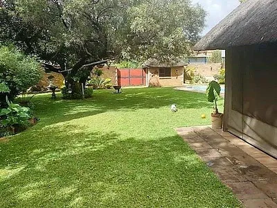 Commercial Property For Sale in Witbank - 7DFC.webp