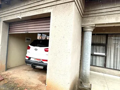 3 Bedroom House For Sale in Dixon AH, Witbank - 9c47.webp