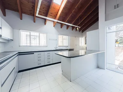 5 Bedroom House To Rent in Newlands, Pretoria - 2Irn.webp