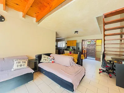3 Bedroom Townhouse For Sale in Pretoria - 3Ebi.webp