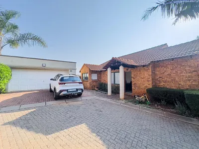 3 Bedroom House To Rent in Pretoria - img