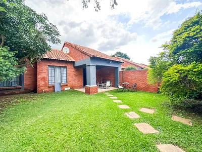 2 Bedroom Townhouse To Rent in Pretoria - img