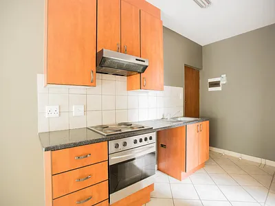 1 Bedroom Apartment For Sale in Pretoria - N2f5.webp