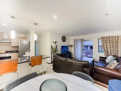 2 Bedroom Townhouse For Sale in Pretoria - 9BYD.webp