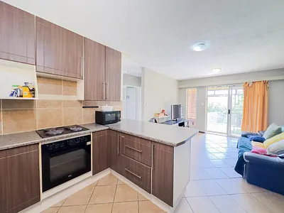 2 Bedroom Townhouse For Sale in Pretoria - HA2F.webp