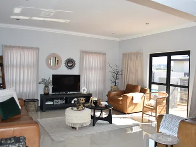 Farm For Sale in Pretoria - 4QXF.webp