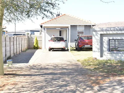 2 Bedroom House For Sale in Pretoria - UTTk.webp