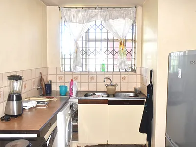3 Bedroom Apartment For Sale in Pretoria - 22XW.webp