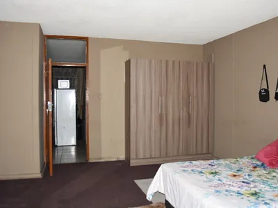3 Bedroom Apartment For Sale in Pretoria - np6O.webp
